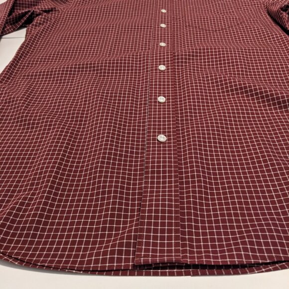 LLBean Slightly Fitted Red Wrinkle-Free Check Shirt Size Medium Tall - Picture 6 of 11